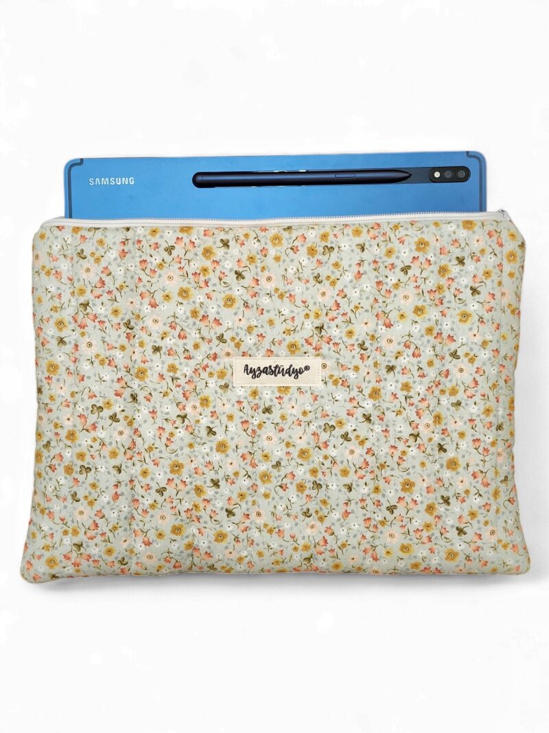 10-12" iPad/Tablet Sleeve - Mint Ditsy Flowers | Ayza Stüdyo