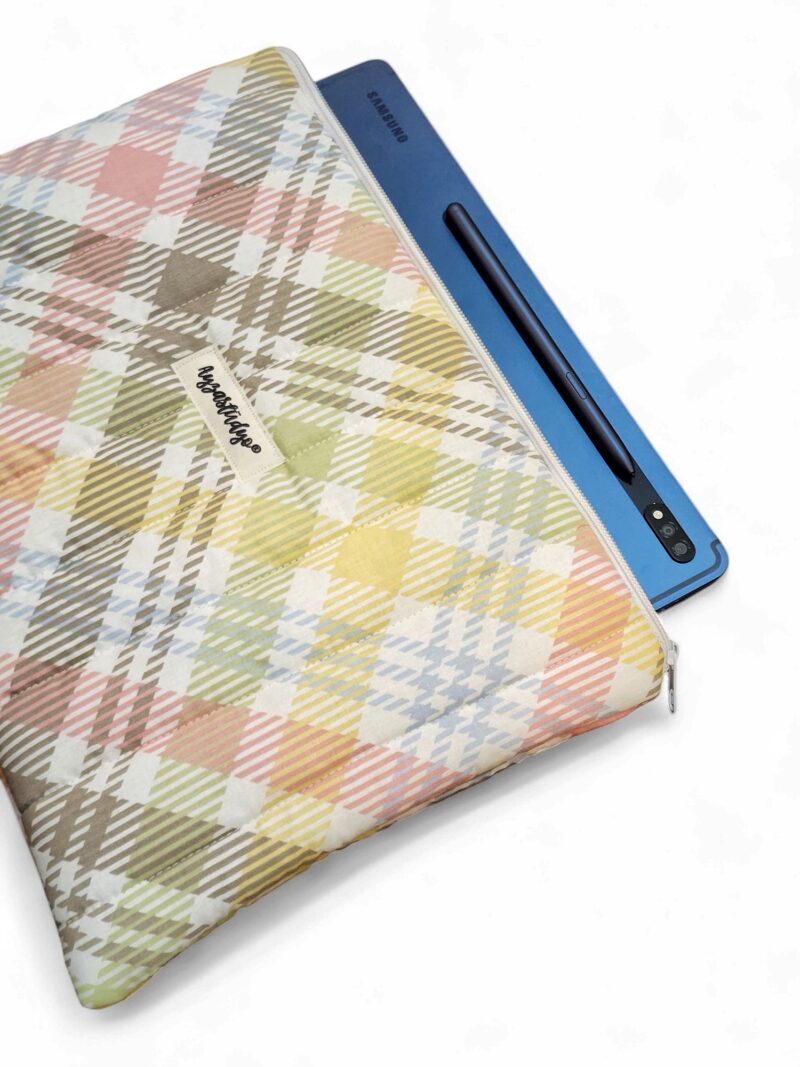 10-12" iPad/Tablet Sleeve - Gingham | Ayza Stüdyo - Image 2