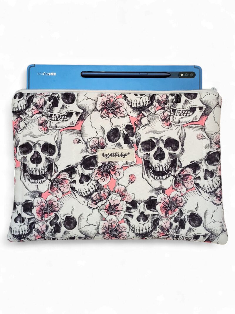 10-12" iPad/Tablet Sleeve - Sweet Skulls | Ayza Stüdyo