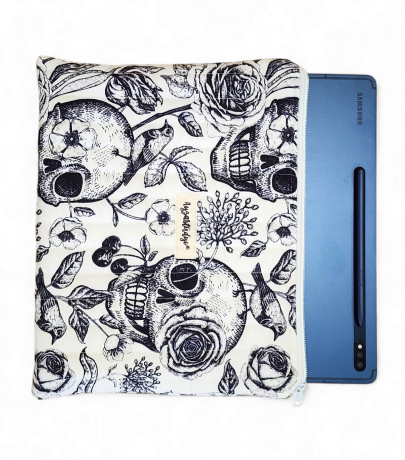 10-12″ iPad/Tablet Sleeve – Skulls | Ayza Stüdyo - Image 3