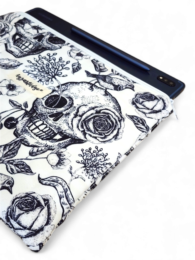 10-12″ iPad/Tablet Sleeve – Skulls | Ayza Stüdyo - Image 2