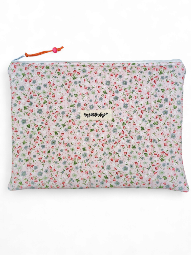 10-12" iPad/Tablet Sleeve – Pink Ditsy Flower | Ayza Stüdyo - Image 2