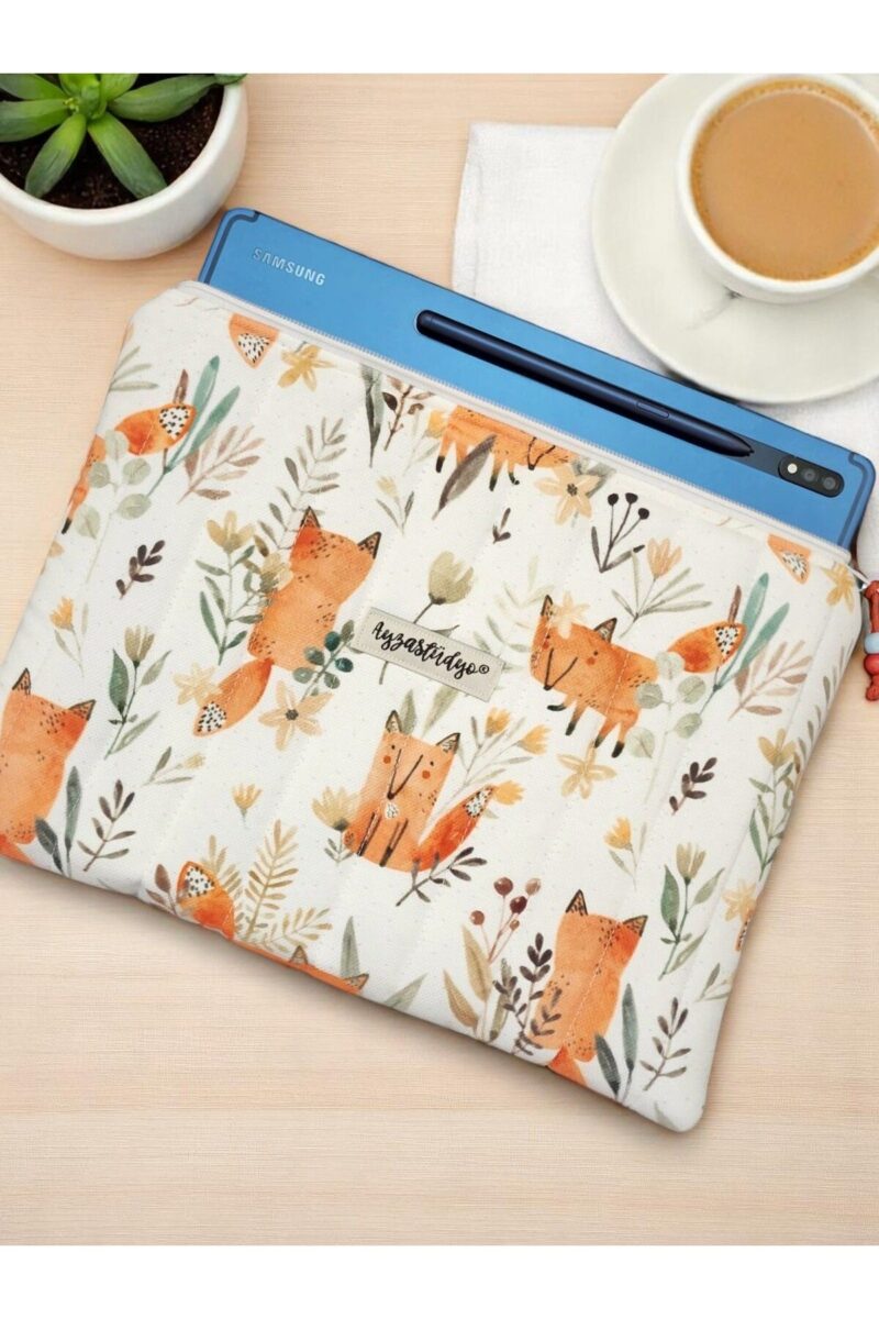 Puffy iPad/Tablet Sleeve - Cute Foxes | Ayza Stüdyo