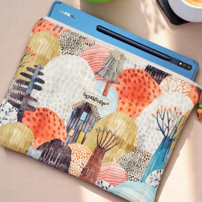 Puffy iPad/Tablet Sleeve - Hut In The Woods | Ayza Stüdyo