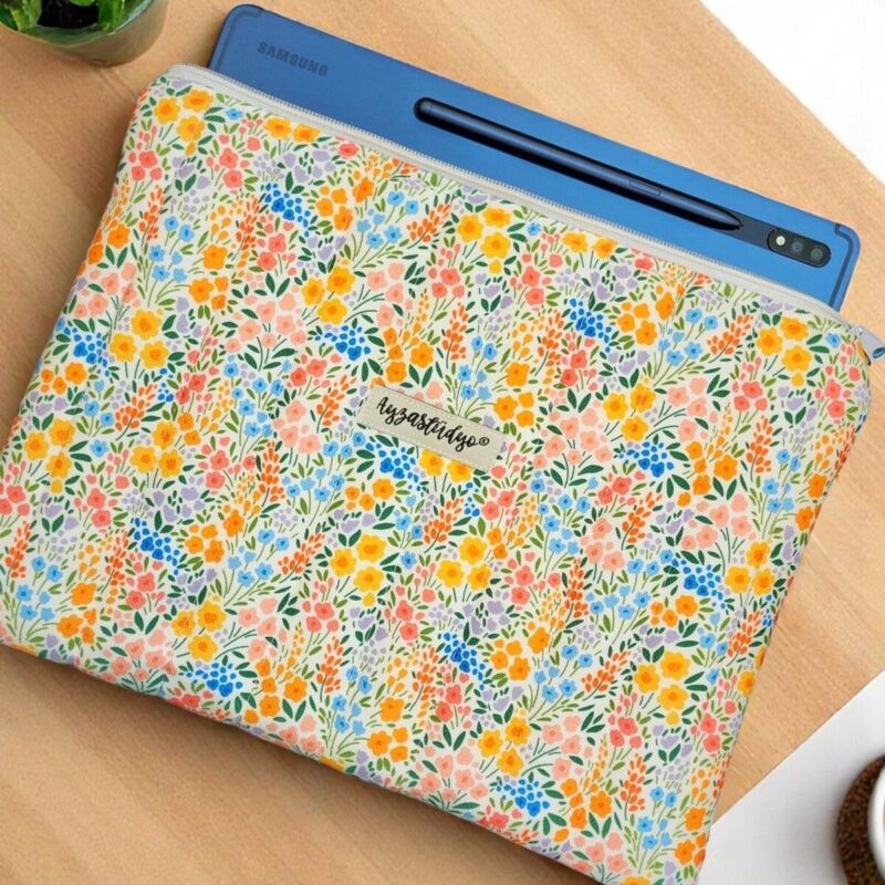 Puffy iPad/Tablet Sleeve - Flower Garden | Ayza Stüdyo