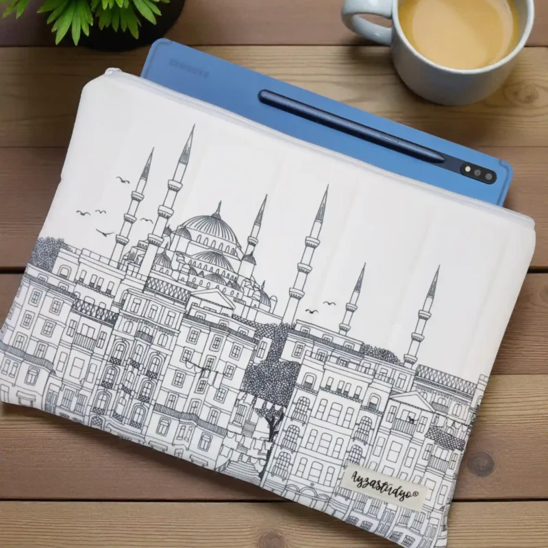 Puffy iPad/Tablet Sleeve - Istanbul | Ayza Stüdyo