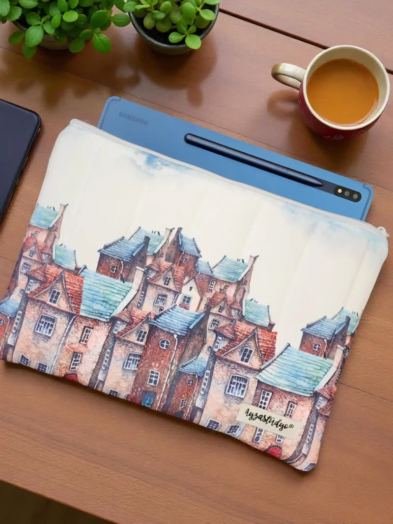 Puffy iPad/Tablet Sleeve - Tale Town | Ayza Stüdyo